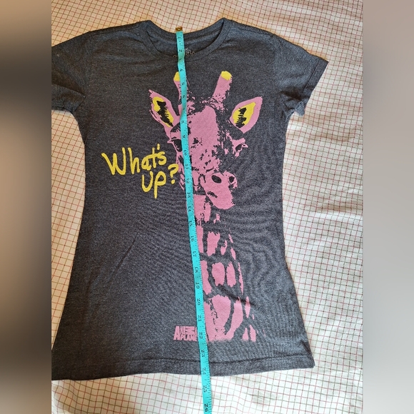 Giraffe t-shirt - Picture 2 of 5